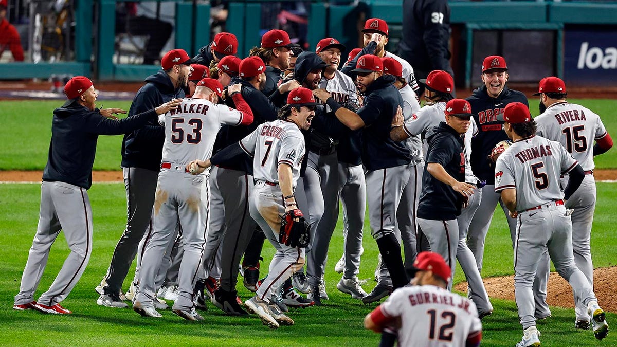 Diamondbacks' 5-2 Win Over Brewers: A Comprehensive Report Diamondbacks' 5-2 Win Over Brewers: A Comprehensive Report