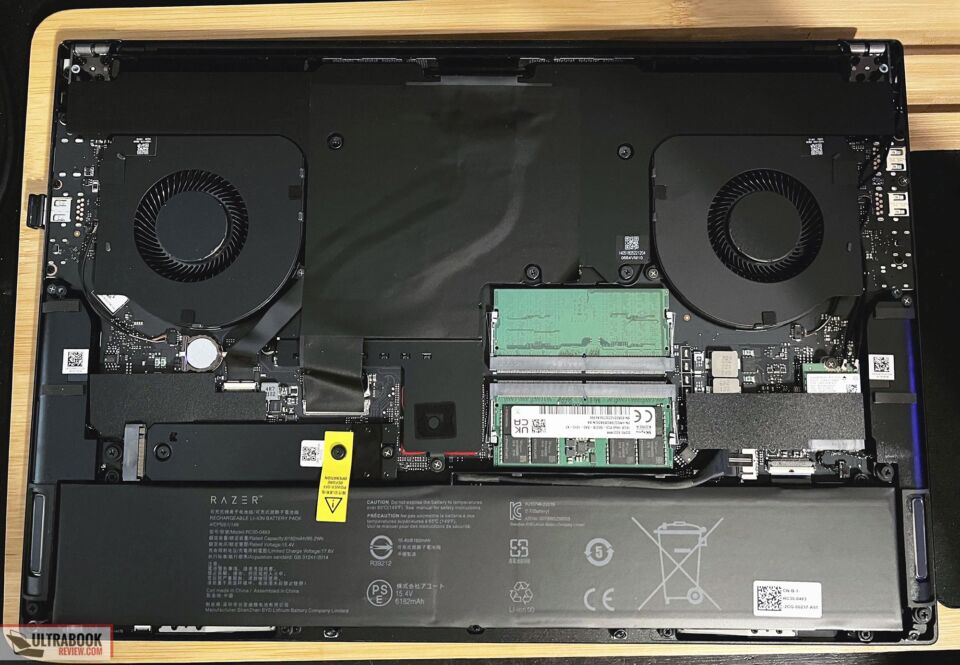Review: Razer Blade 16 (2025) - Ultra Performance, Ultra Price Tag Review: Razer Blade 16 (2025) - Ultra Performance, Ultra Price Tag